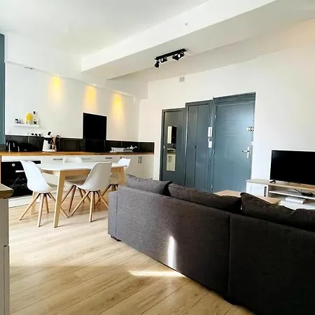 T2 Au Coeur D'angers Apartamento *